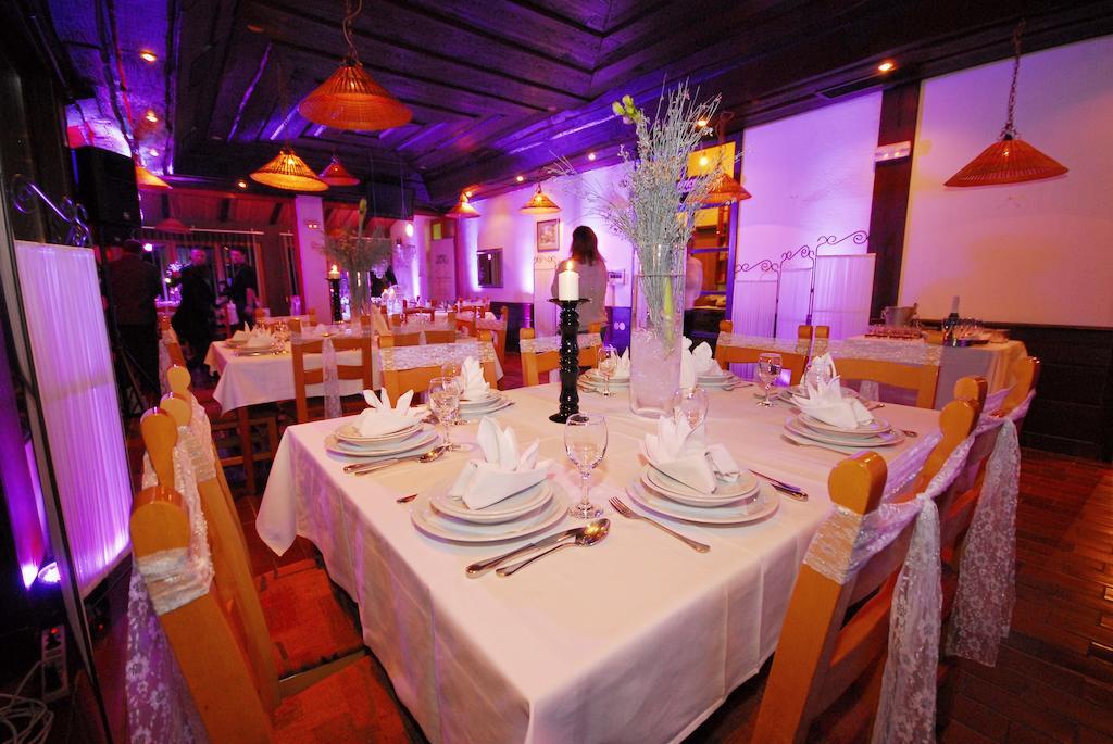 Restaurant Rooms Pino Szluin Kültér fotó